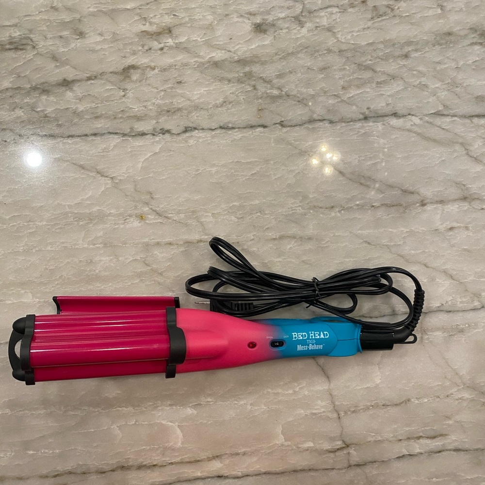 Hair crimper. For beach waves.
